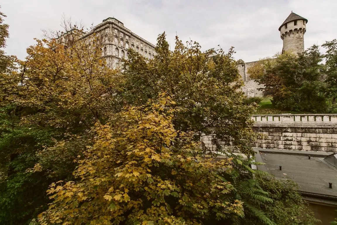 Luxury Apartment View On To The Castle Budapest 0*,  Hungary